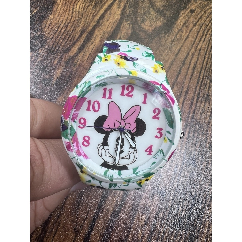 Disney Minnie Mouse Floral Cuff Watch Nice Watch